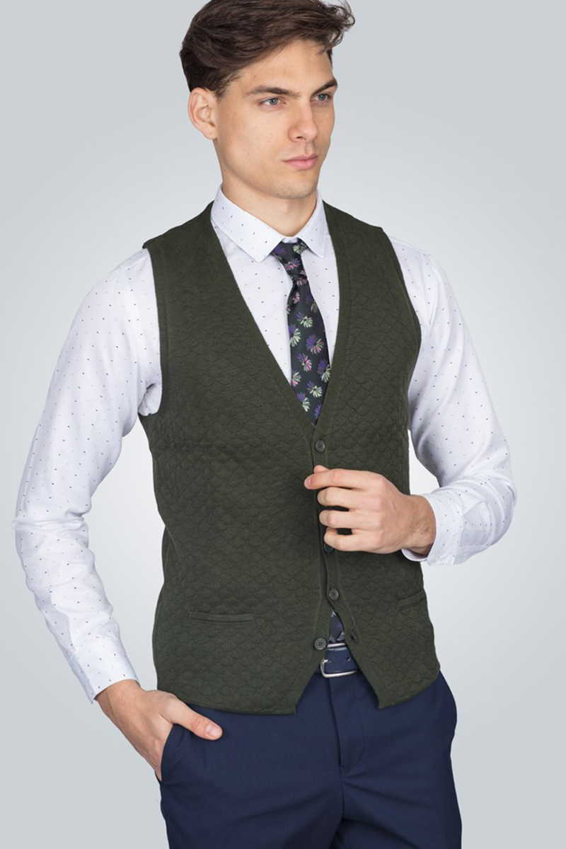 Slim Fit Knitted Vest