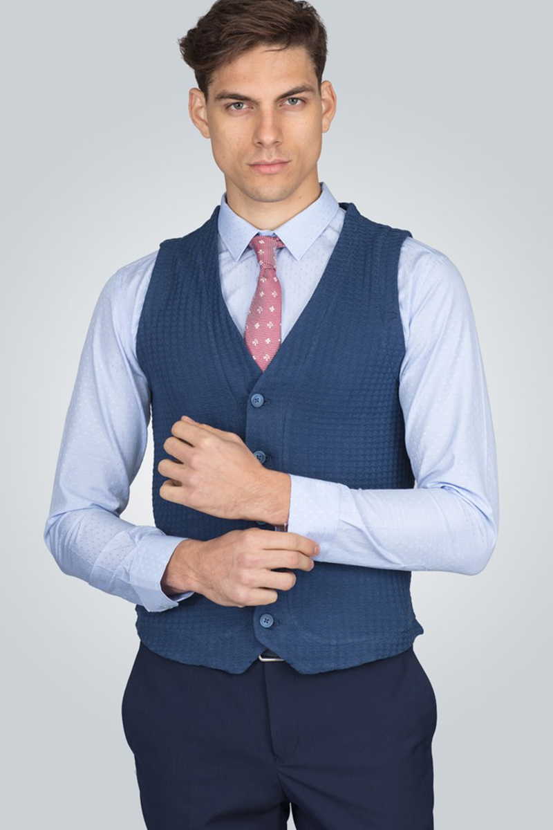 Slim Fit Knitted Vest