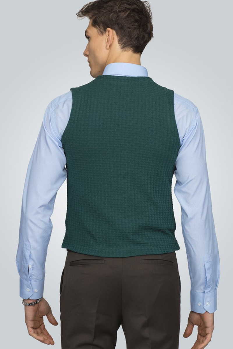 Slim Fit Knitted Vest