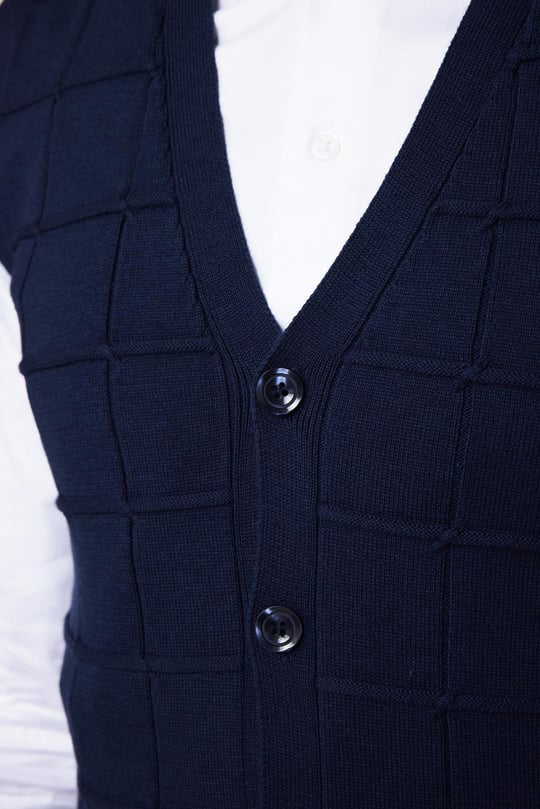 Slim Fit Knitted Vest