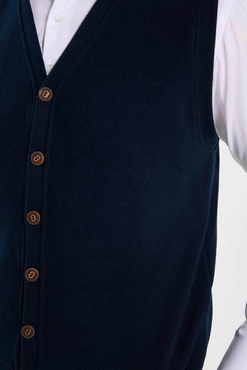 Classic Fit-Comfort Fit - Правa Кройка Елек Classic Fit-Comfort Fit - Правa Кройка Елек